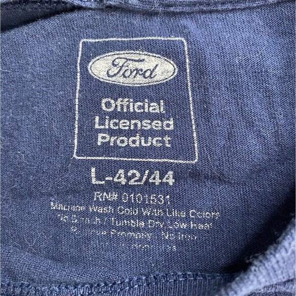 Ford Mustang‎ T Shirt Mens Large Blue Graphic Tee Logo Classic Cars Horse - Picture 3 of 8